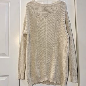Kimchi Blue cream sweater size M